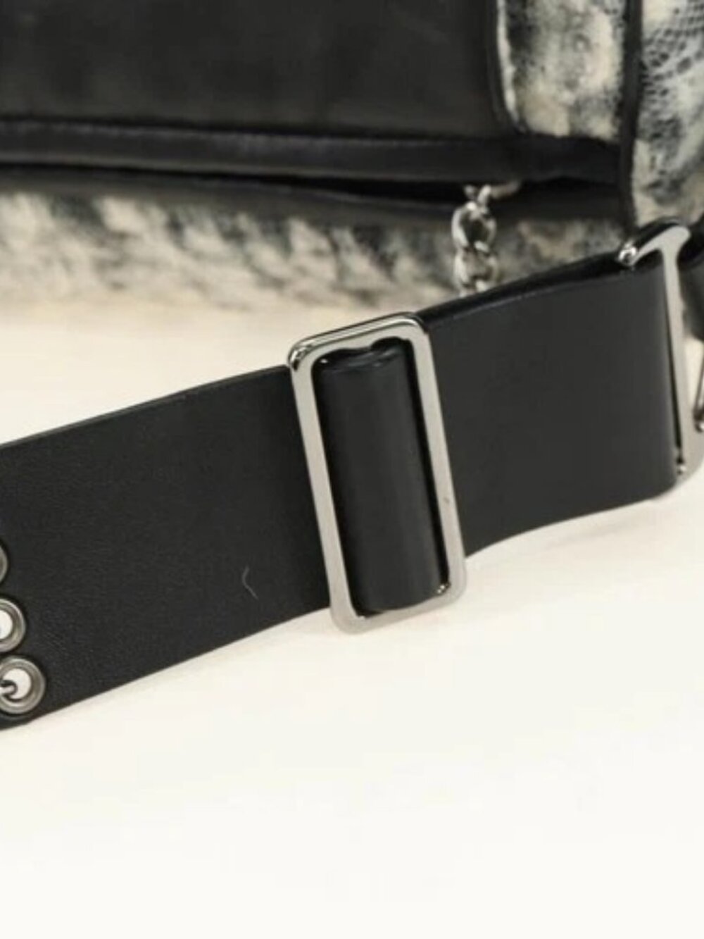 CHANEL Camelia 2.55 Chain Shoulder Bag Wool Tweed White Black CC Auth 181935SM - Picture 6 of 16